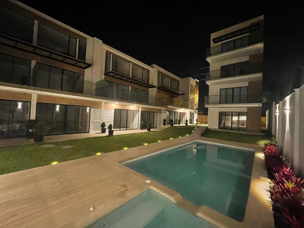 Nueva En Salinas - Chipipe, En Conjunto Privado * Salinas (Santa Elena)
